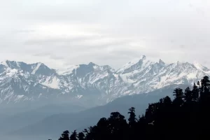 gangotri range view from dayara bugyal trek